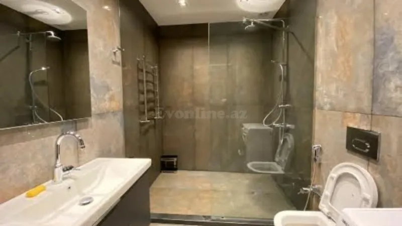 Kirayə verilir 2 otaqlı Mənzil Yeni tikili 85 m² Bayıl - şəkil 12