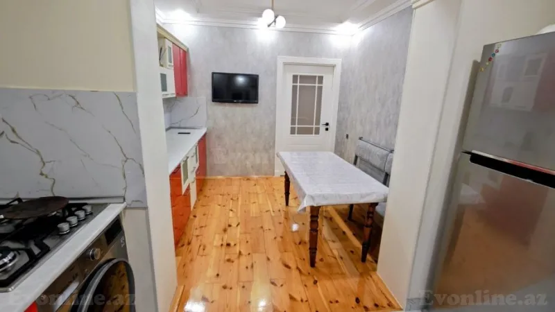 Satılır 4 otaqlı Mənzil Köhnə tikili 100 m² Suraxanı r. - şəkil 5