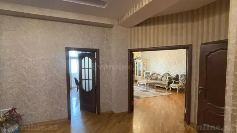 Satılır 4 otaqlı Mənzil Yeni tikili 172 m² Nəsimi r. - şəkil 2