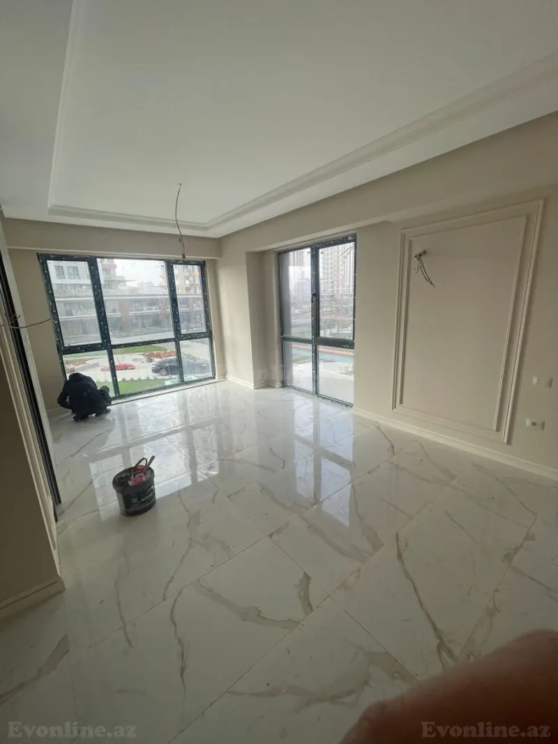 Satılır 3 otaqlı Mənzil Yeni tikili 84 m² Koroğlu m. - şəkil 3