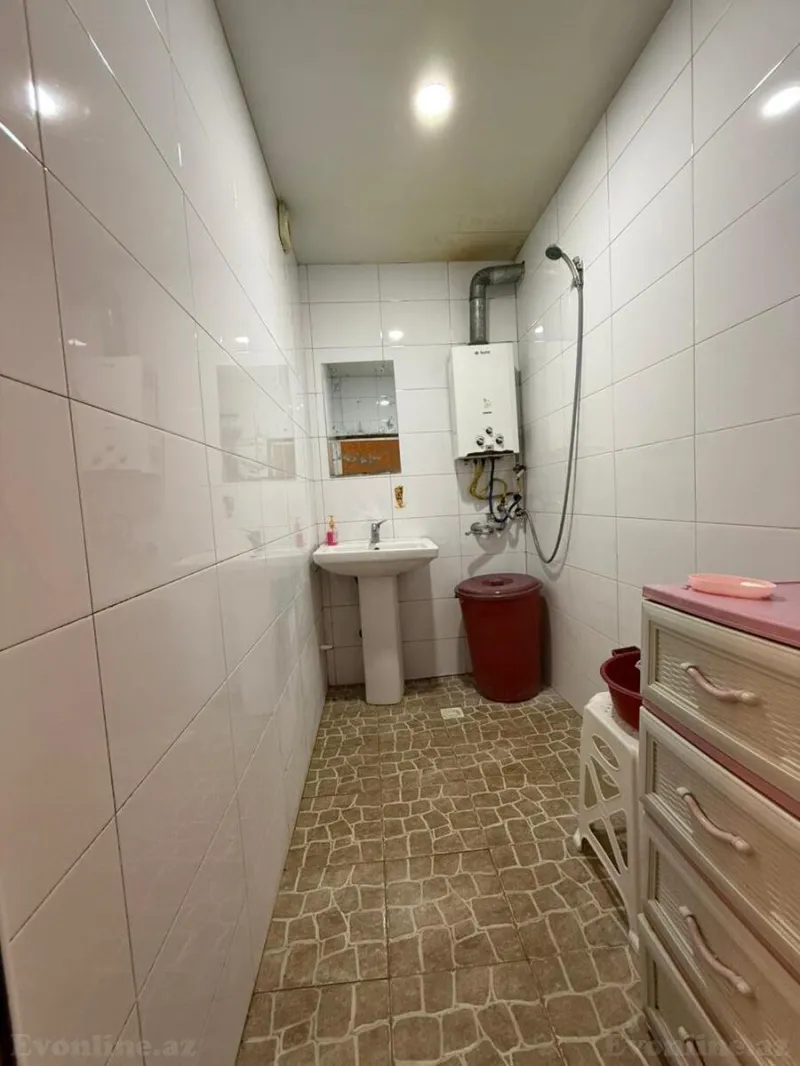 Satılır 3 otaqlı Mənzil Köhnə tikili 80 m² Xətai r. - şəkil 7