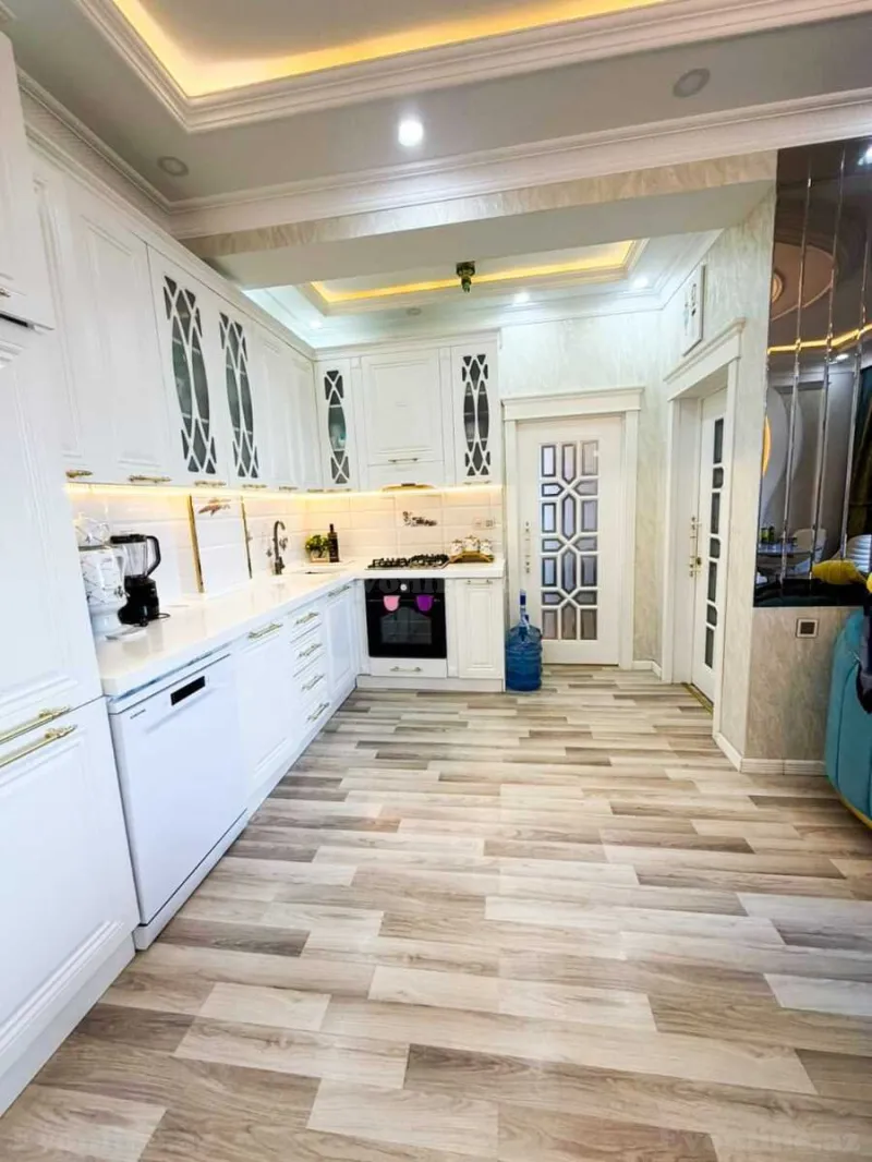 Satılır 3 otaqlı Mənzil Yeni tikili 95 m² Qara Qarayev m. - şəkil 14