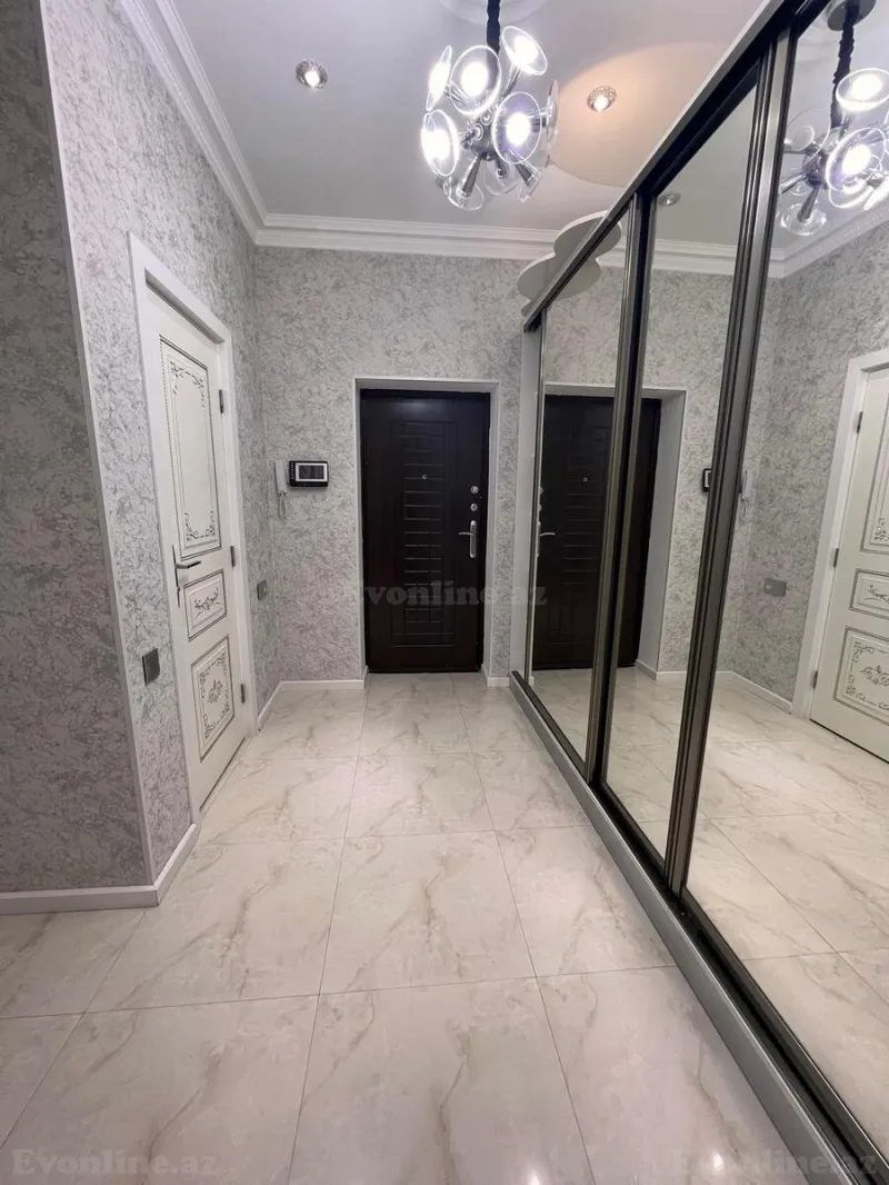 2 otaqlı Mənzil 70 m² Xətai m. Kirayə verilir