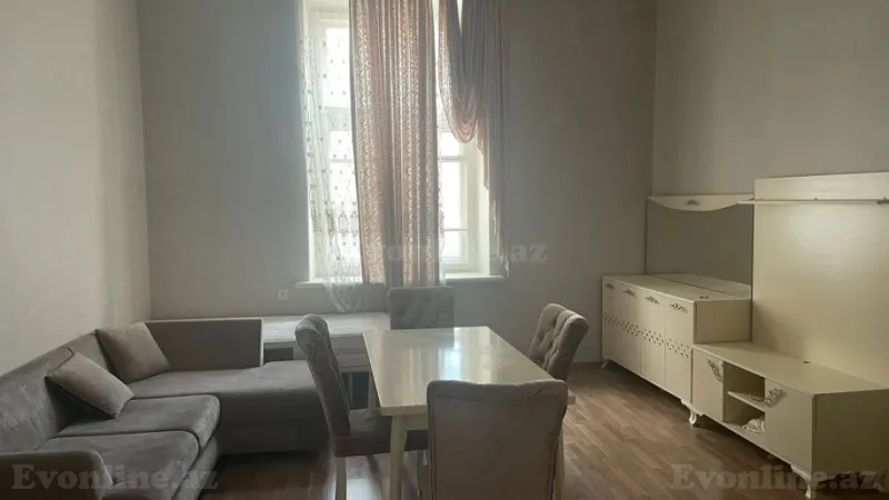 2 otaqlı Mənzil 75 m² Səbail r. Kirayə verilir