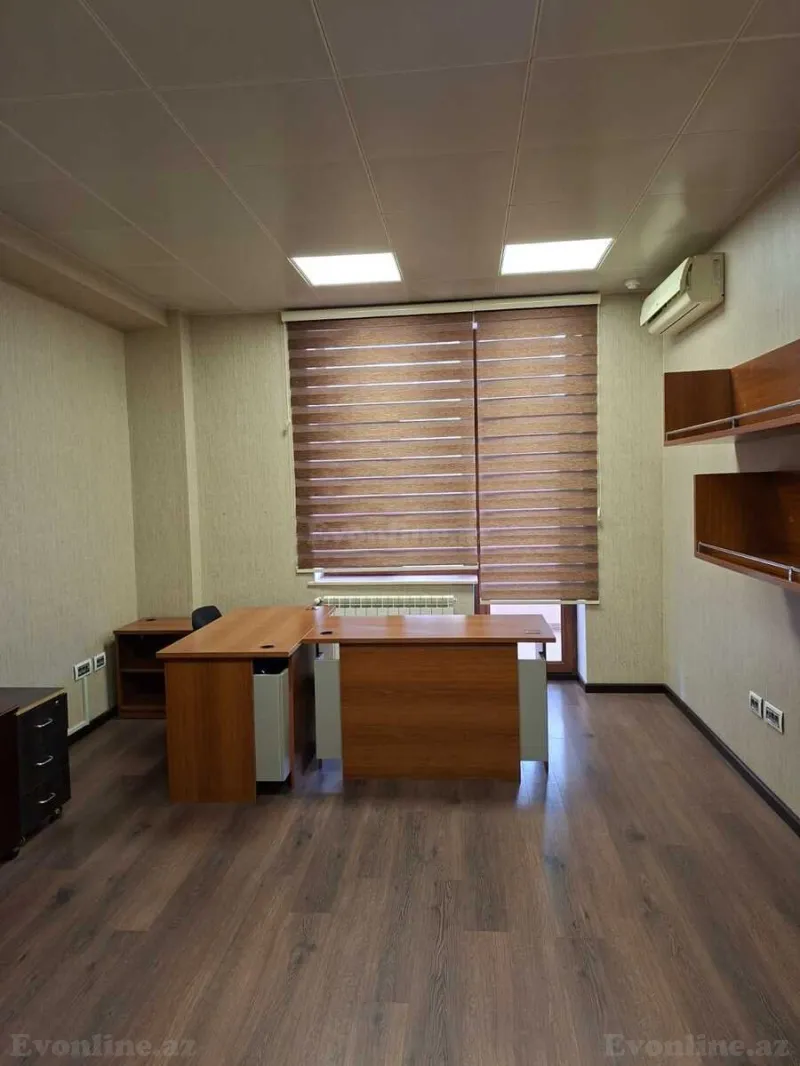 Kirayə verilir Ofis 322 m² 28 May m. - şəkil 21