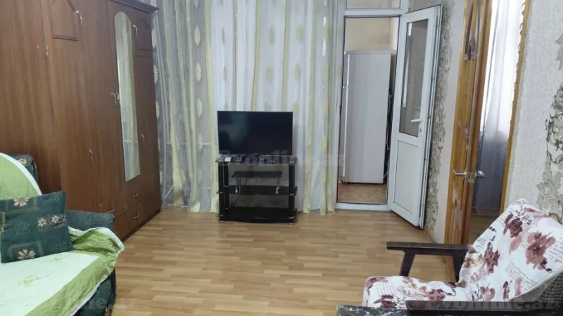 2 otaqlı Mənzil 37 m² 7-ci mikrorayon Kirayə verilir