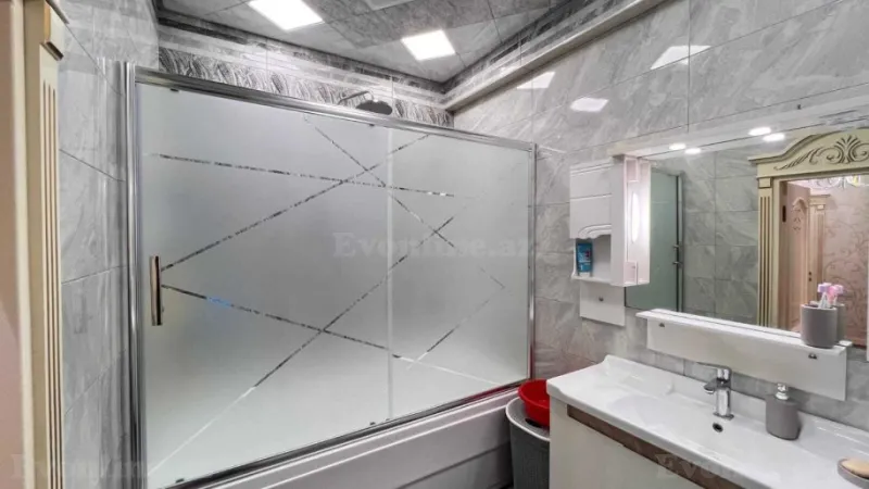 Satılır 4 otaqlı Mənzil Köhnə tikili 168 m² Qara Qarayev m. - şəkil 18