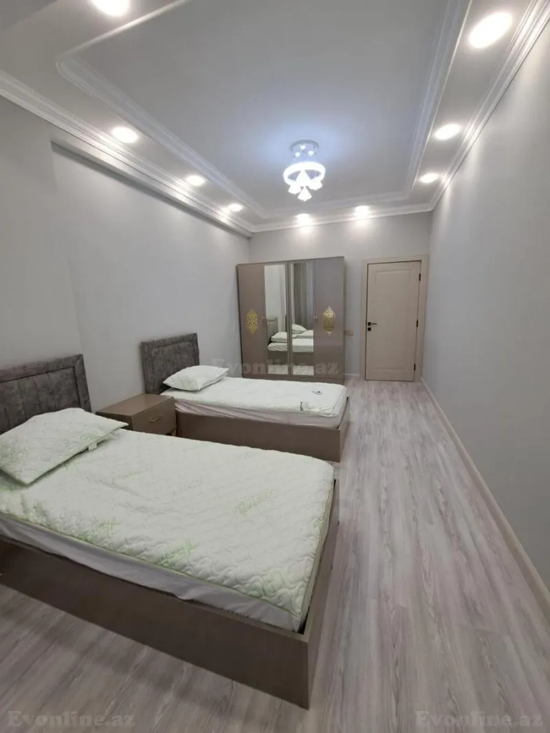 Kirayə verilir 3 otaqlı Mənzil Yeni tikili 130 m² Qara Qarayev m. - şəkil 12