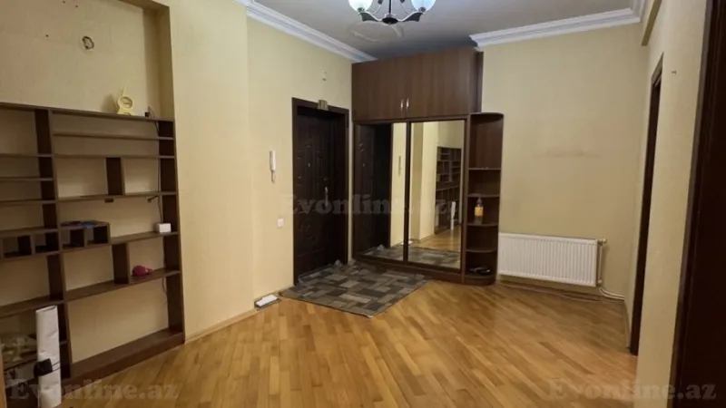 3 otaqlı Mənzil 120 m² Həzi Aslanov Kirayə verilir