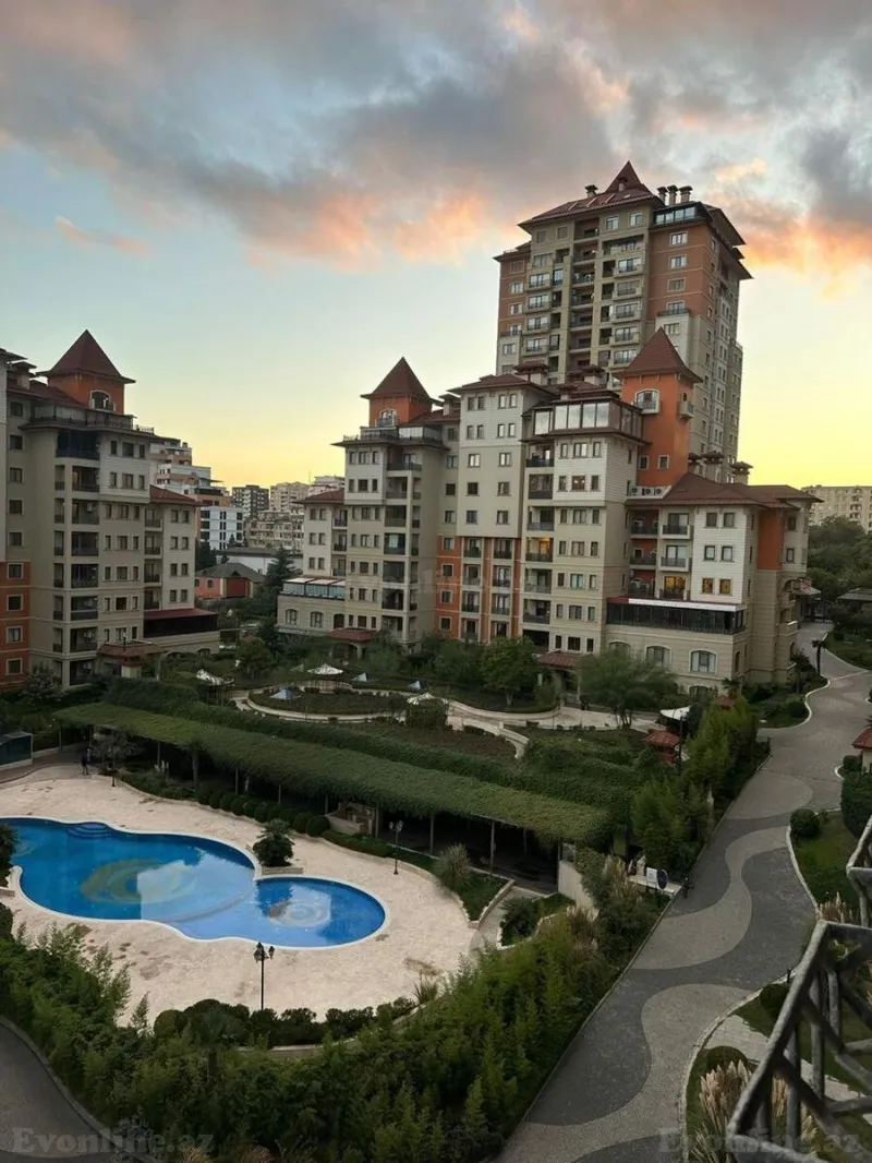 4 otaqlı Mənzil 278 m² Nərimanov r. Satılır