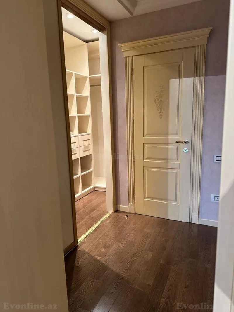 Satılır 4 otaqlı Mənzil Yeni tikili 278 m² Nərimanov r. - şəkil 10