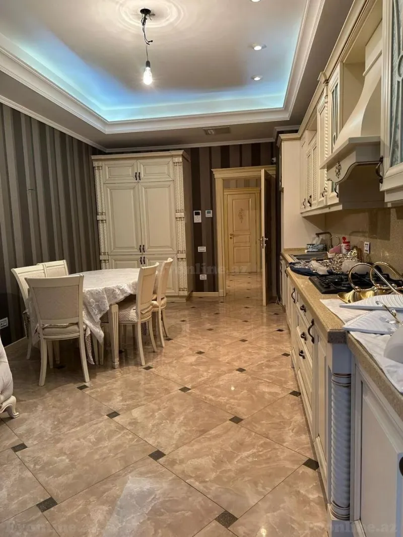 Satılır 4 otaqlı Mənzil Yeni tikili 278 m² Nərimanov r. - şəkil 11