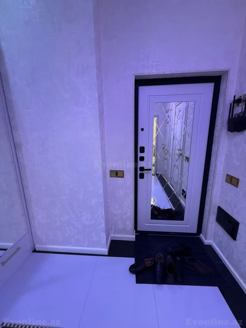 Kirayə verilir 2 otaqlı Mənzil Yeni tikili 70 m² 28 May m. - şəkil 10