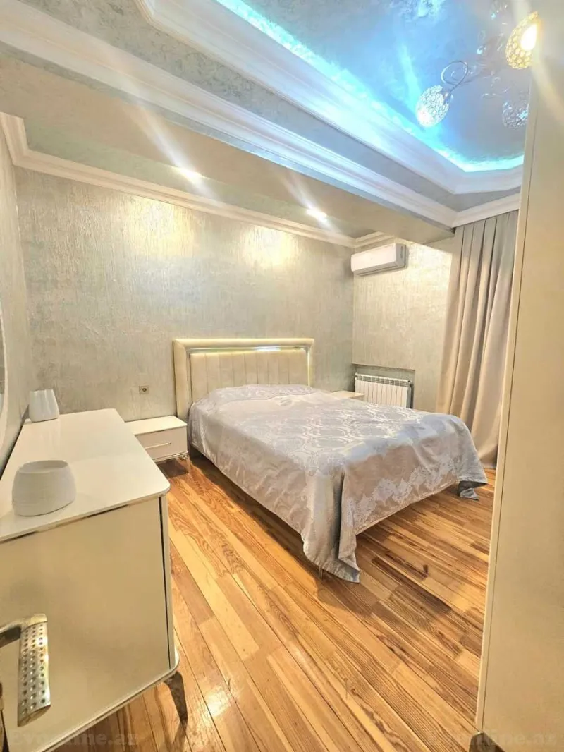 Satılır 3 otaqlı Mənzil Yeni tikili 125 m² Qara Qarayev m. - şəkil 7