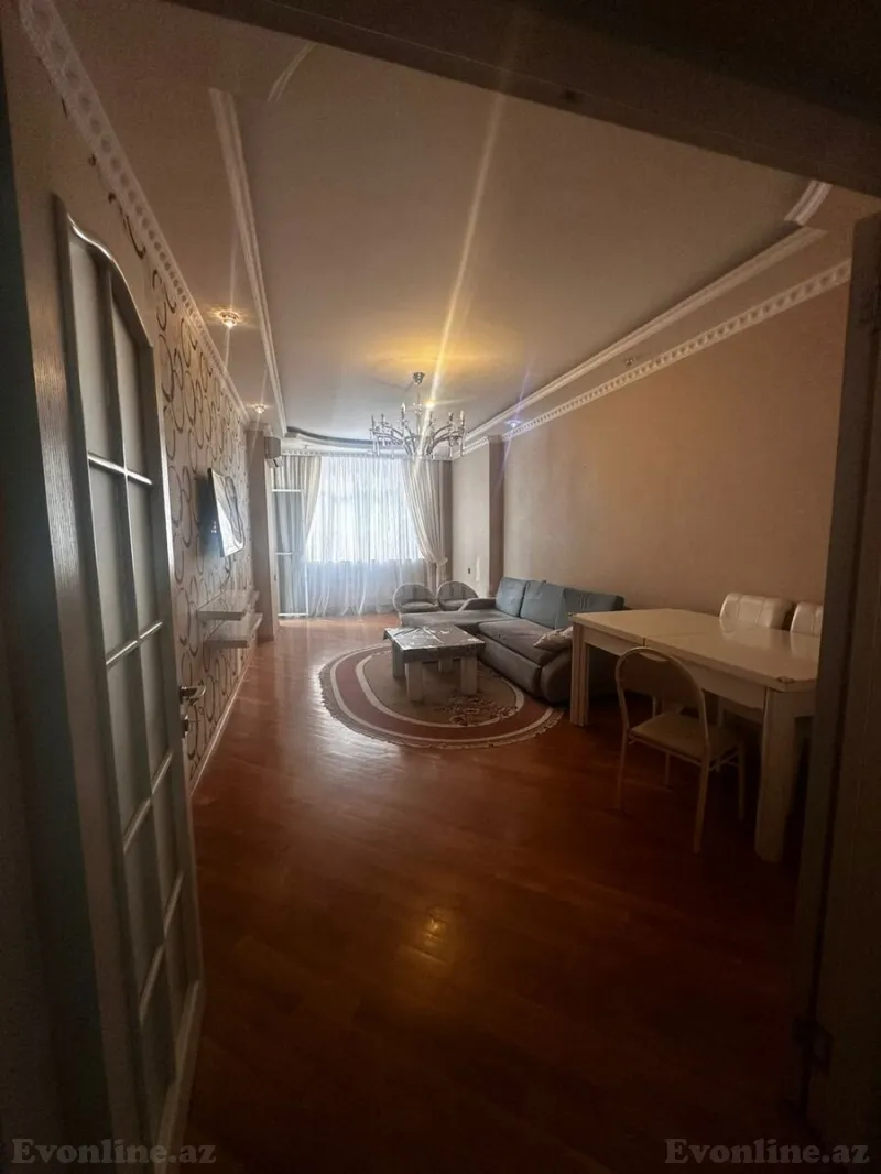 Kirayə verilir 3 otaqlı Mənzil Yeni tikili 115 m² 8 Noyabr m.