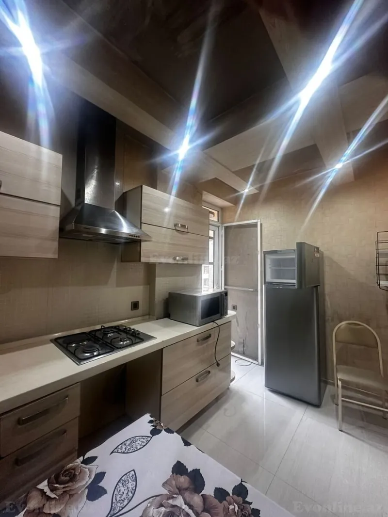 Kirayə verilir 3 otaqlı Mənzil Yeni tikili 115 m² 8 Noyabr m. - şəkil 3