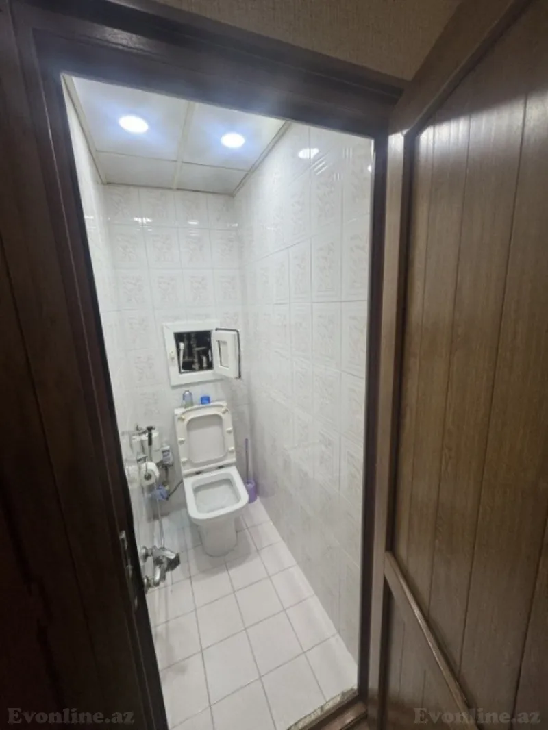 Satılır 4 otaqlı Mənzil Köhnə tikili 110 m² Yeni Yasamal - şəkil 13