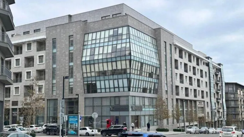 Satılır 4 otaqlı Mənzil Yeni tikili 220 m² Xətai r.