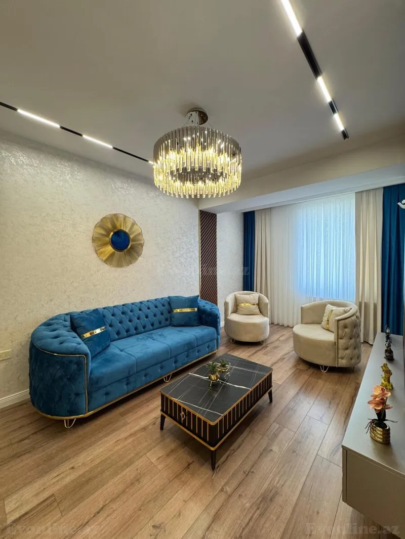 4 otaqlı Mənzil 110 m² 7-ci mikrorayon Satılır