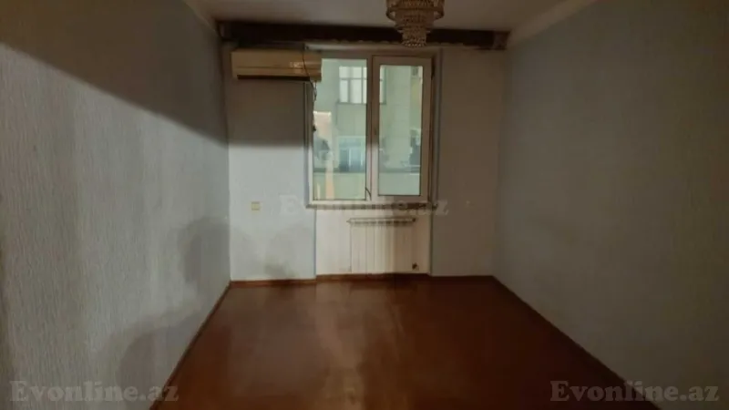 Satılır 3 otaqlı Mənzil Köhnə tikili 65 m² Yasamal - şəkil 2