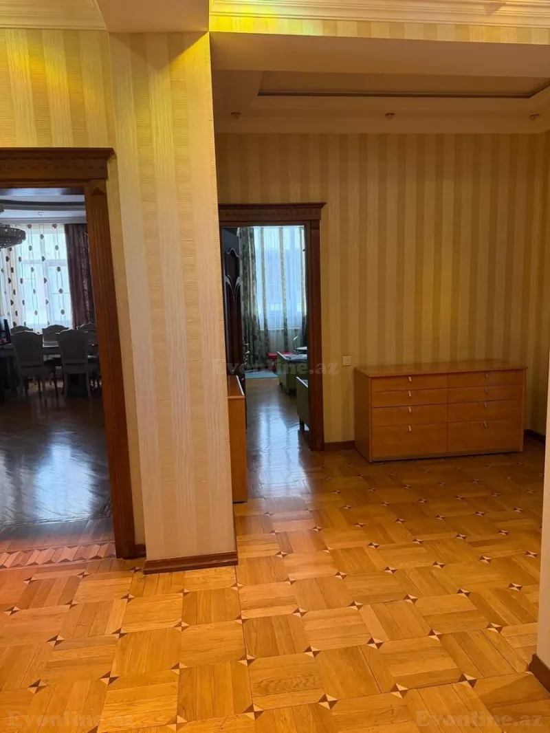 Satılır 3 otaqlı Mənzil Yeni tikili 125 m² Nəsimi r. - şəkil 9