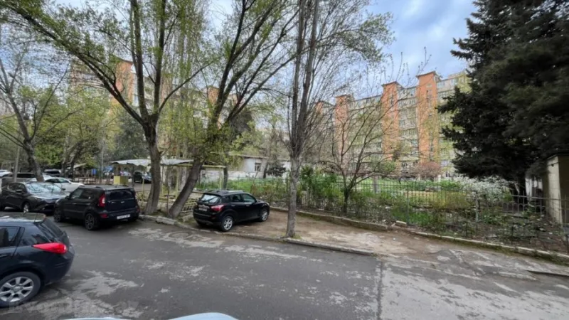 Satılır 2 otaqlı Mənzil Köhnə tikili 65 m² Gənclik m. - şəkil 12