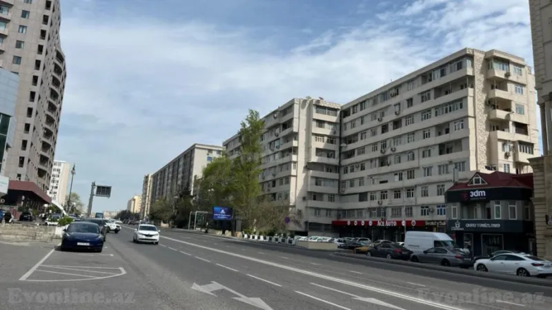 Satılır 2 otaqlı Mənzil Köhnə tikili 65 m² Gənclik m. - şəkil 15