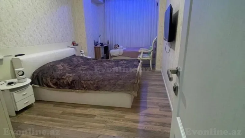 Satılır 2 otaqlı Mənzil Yeni tikili 80 m² İnşaatçılar m. - şəkil 6