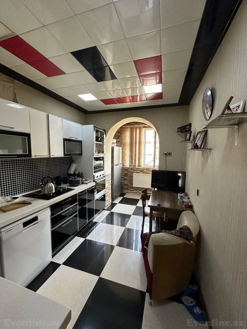 Satılır 3 otaqlı Mənzil Köhnə tikili 100 m² Badamdar - şəkil 6