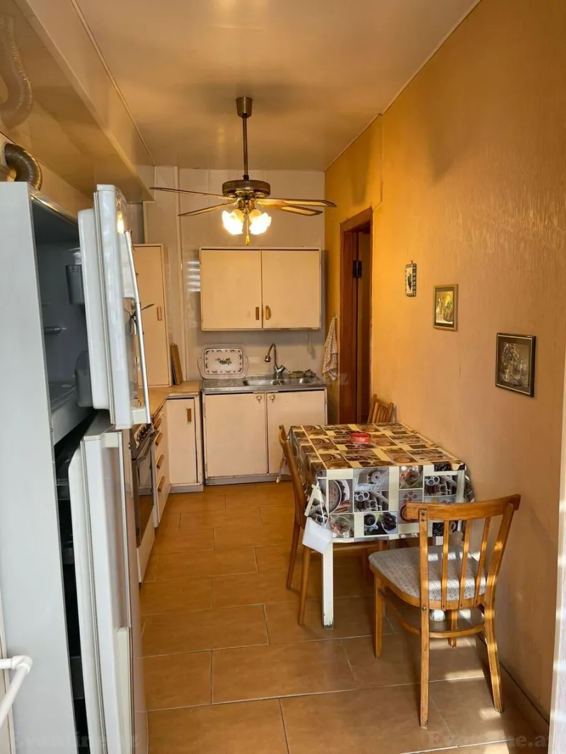 Kirayə verilir 2 otaqlı Mənzil Köhnə tikili 70 m² Səbail r. - şəkil 11