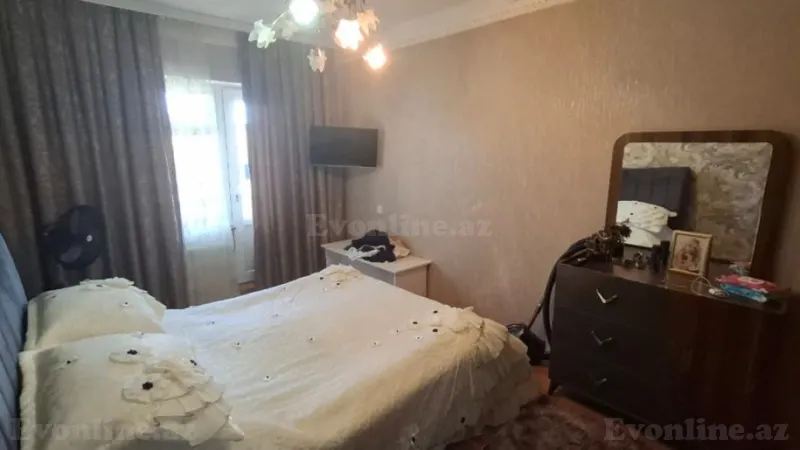 Satılır 5 otaqlı Mənzil Köhnə tikili 120 m² Xətai r. - şəkil 4