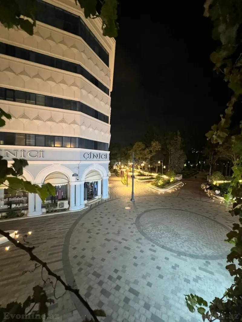 Kirayə verilir 3 otaqlı Mənzil Köhnə tikili 140 m² Sahil m. - şəkil 16