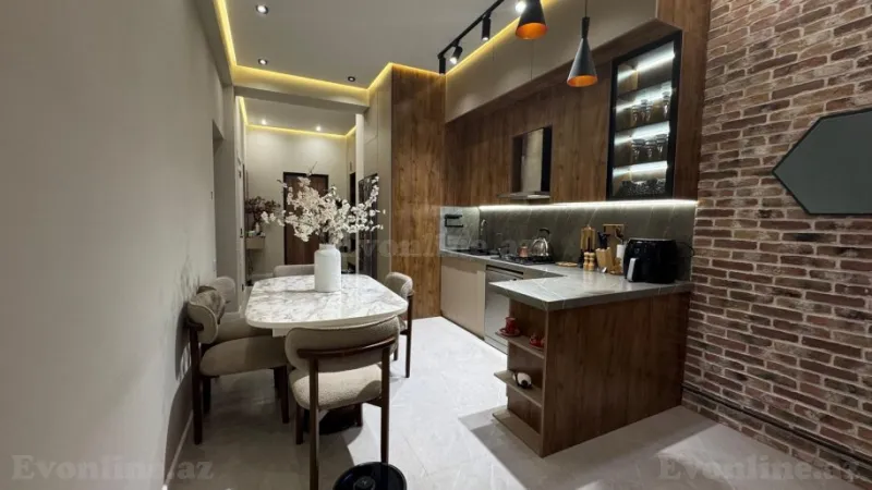 Kirayə verilir 3 otaqlı Mənzil Yeni tikili 110 m² Elmlər Akademiyası m.