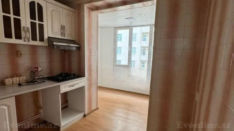 Satılır 2 otaqlı Mənzil Köhnə tikili 50 m² 8 Noyabr m. - şəkil 4