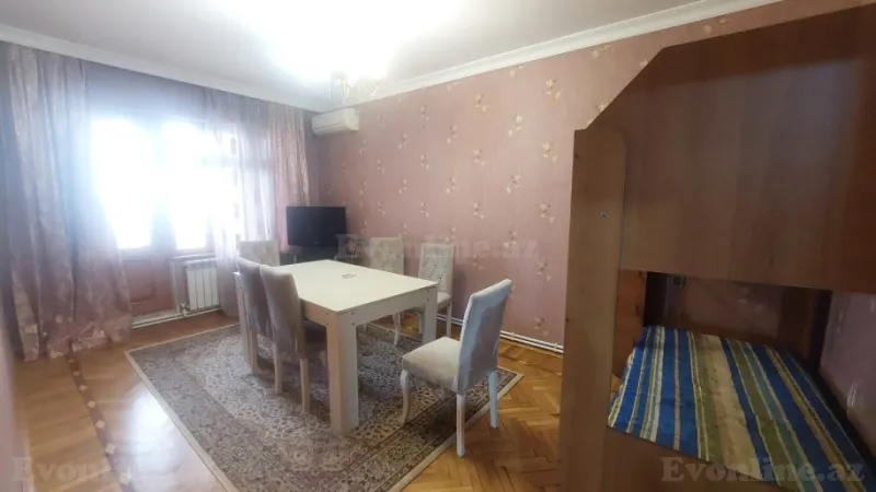 4 otaqlı Mənzil 100 m² 8-ci kilometr Satılır