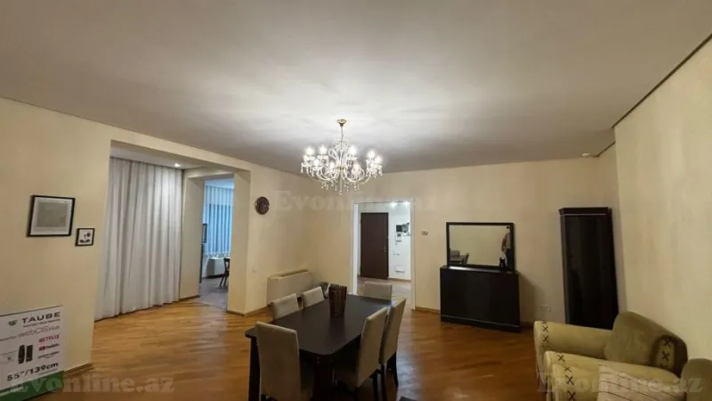 Kirayə verilir 7 otaqlı Mənzil Yeni tikili 350 m² İnşaatçılar m. - şəkil 6