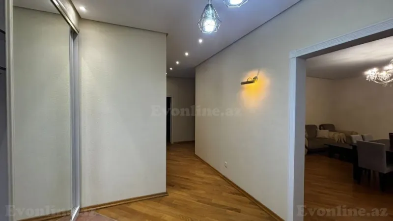 Kirayə verilir 7 otaqlı Mənzil Yeni tikili 350 m² İnşaatçılar m. - şəkil 8
