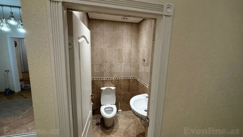 Kirayə verilir 7 otaqlı Mənzil Yeni tikili 350 m² İnşaatçılar m. - şəkil 10