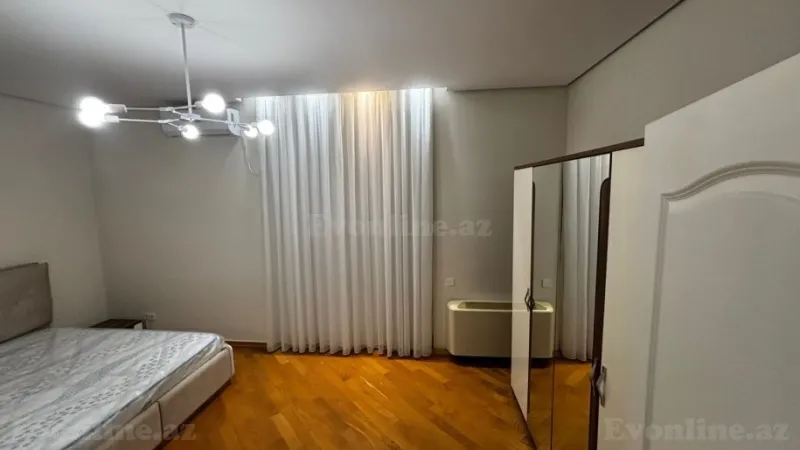 Kirayə verilir 7 otaqlı Mənzil Yeni tikili 350 m² İnşaatçılar m. - şəkil 13