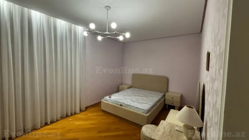 Kirayə verilir 7 otaqlı Mənzil Yeni tikili 350 m² İnşaatçılar m. - şəkil 16