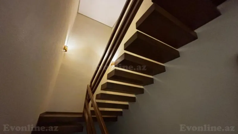 Kirayə verilir 7 otaqlı Mənzil Yeni tikili 350 m² İnşaatçılar m. - şəkil 25