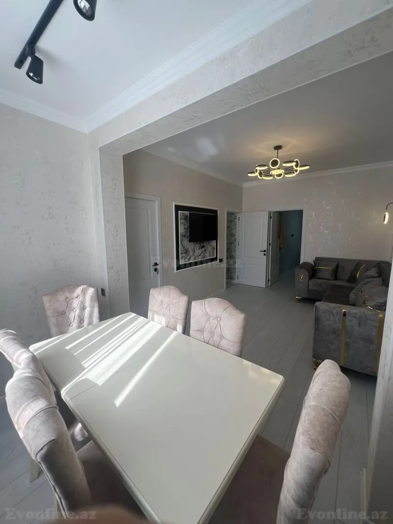 2 otaqlı Mənzil 55 m² 4-cü mikrorayon Satılır