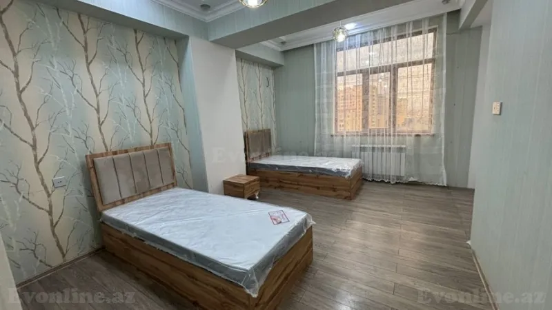 Kirayə verilir 3 otaqlı Mənzil Yeni tikili 130 m² 4-cü mikrorayon - şəkil 8