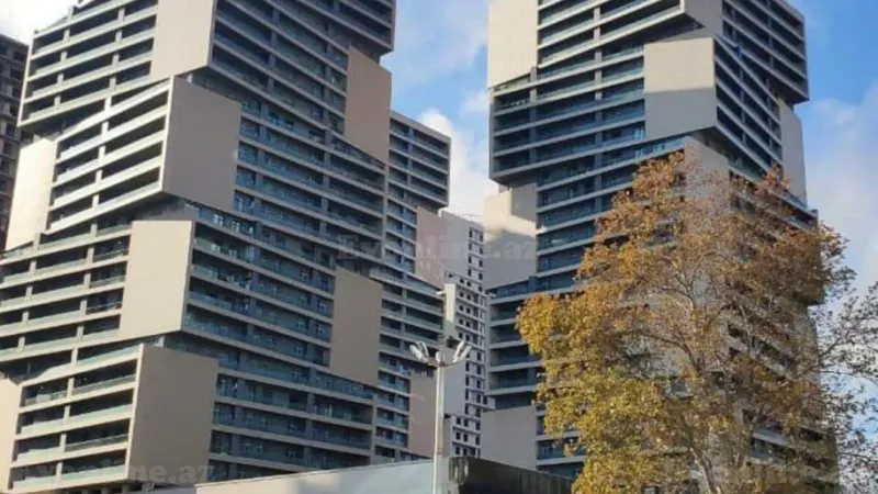 Satılır 3 otaqlı Mənzil Yeni tikili 148 m² 8 Noyabr m. - şəkil 3