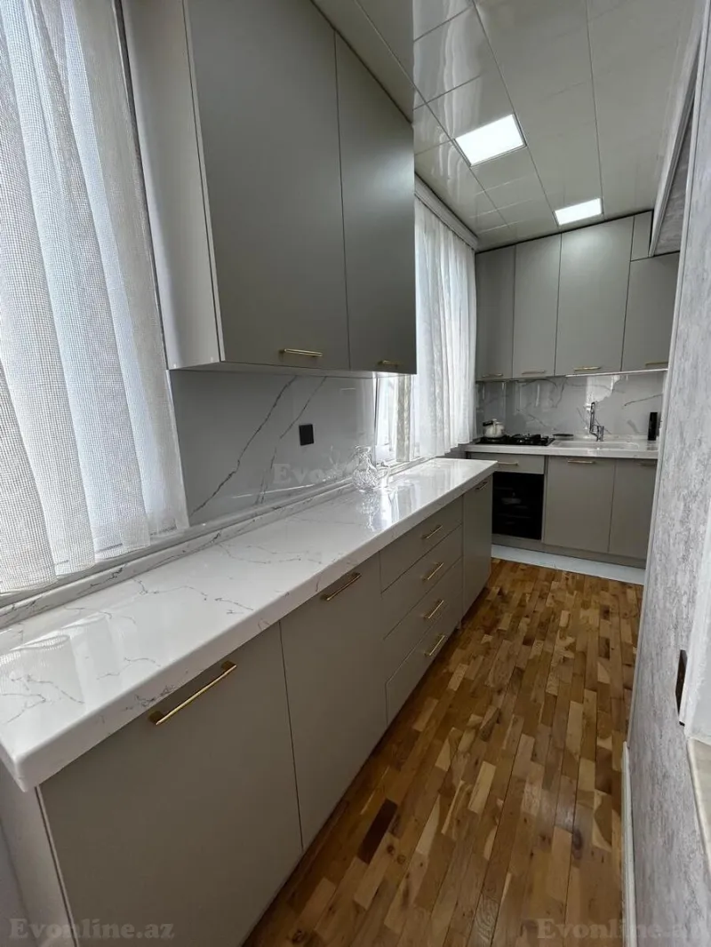 Satılır 3 otaqlı Mənzil Köhnə tikili 70 m² Gənclik m. - şəkil 6