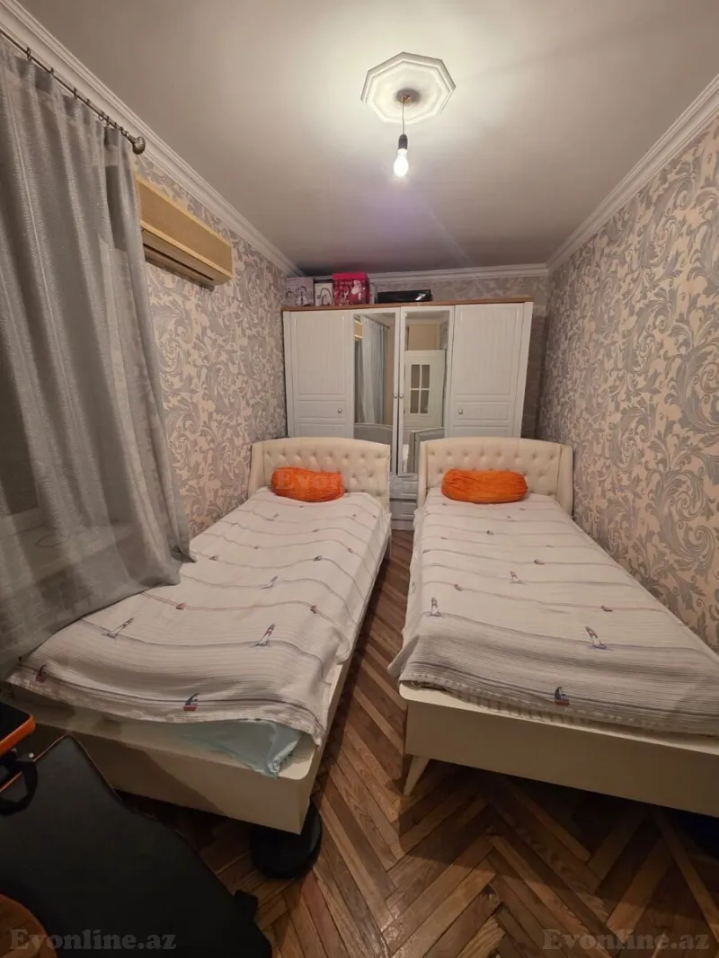 Satılır 2 otaqlı Mənzil Köhnə tikili 55 m² Gənclik m. - şəkil 9