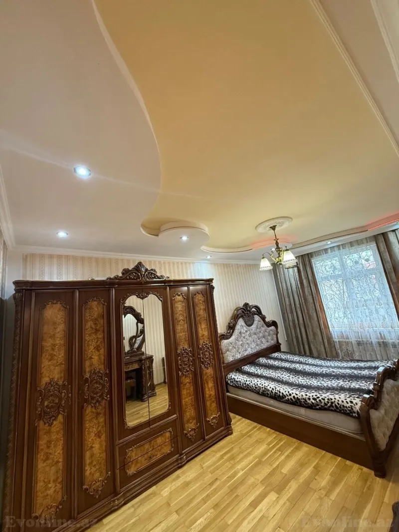 Satılır 3 otaqlı Mənzil Köhnə tikili 85 m² 7-ci mikrorayon - şəkil 2