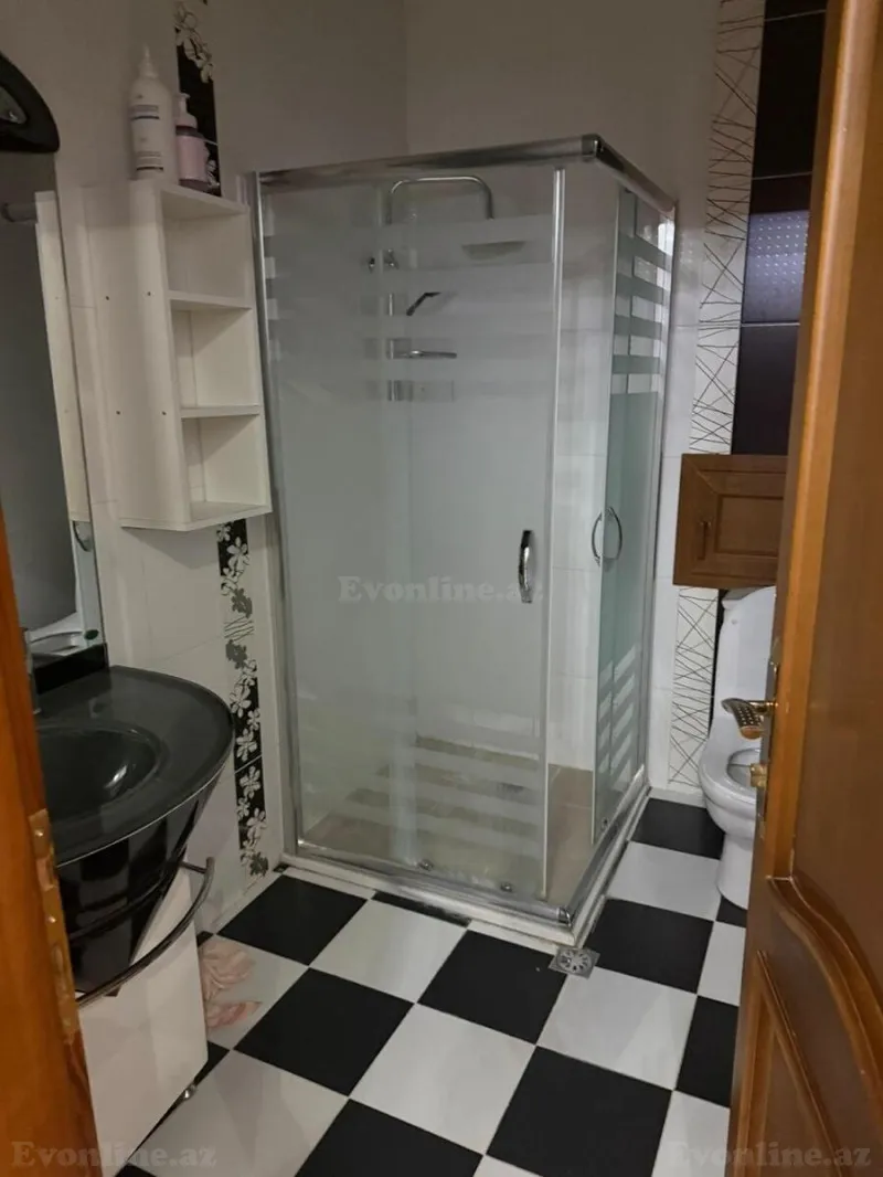 Kirayə verilir 4 otaqlı Mənzil Yeni tikili 200 m² 28 May m. - şəkil 6