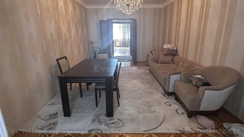 Satılır 3 otaqlı Mənzil Köhnə tikili 82 m² 8-ci mikrorayon - şəkil 3