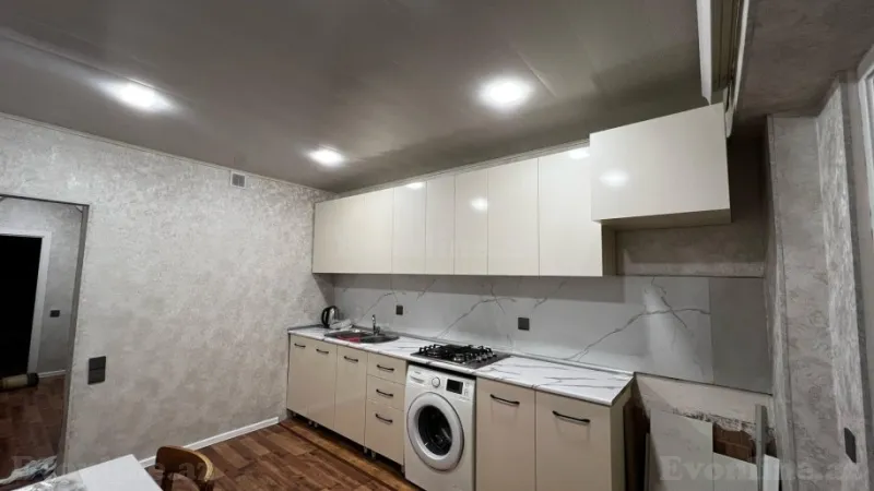 Kirayə verilir 2 otaqlı Mənzil Köhnə tikili 70 m² Xalqlar Dostluğu m. - şəkil 3